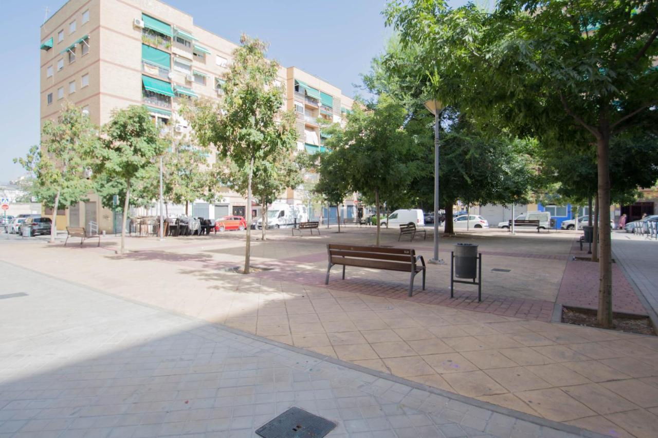 Piso Estadio De Los Carmenes Гранада Экстерьер фото