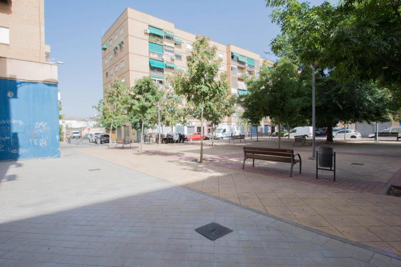Piso Estadio De Los Carmenes Гранада Экстерьер фото